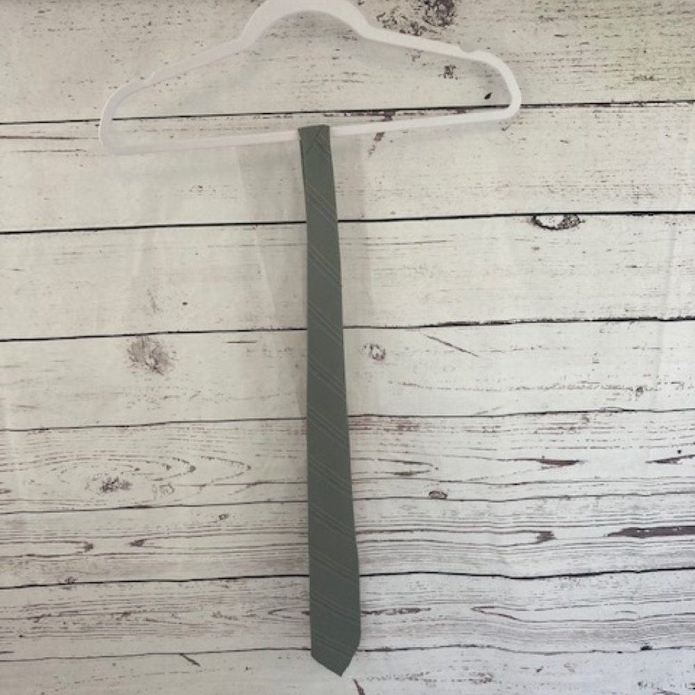 Christian Dior vintage gray striped necktie - Picture 9 of 9